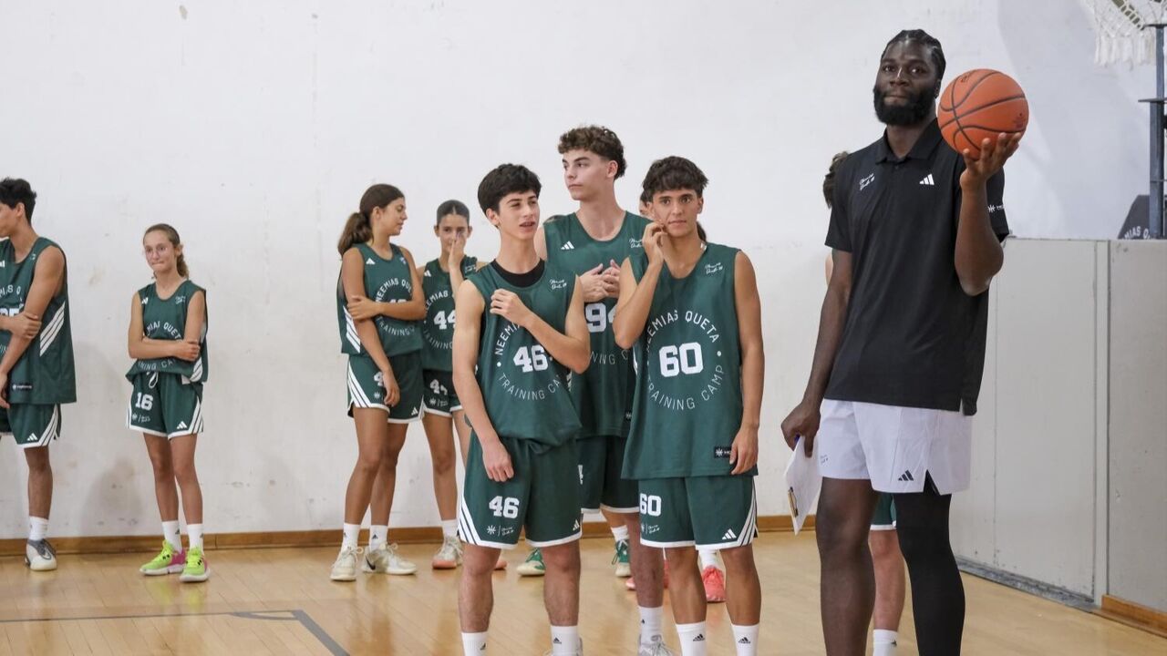 Neemias Queta junta-se à seleção para preparar o Eurobasket