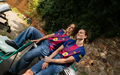 Jogadoras do Barcelona relaxam com a nova camisola