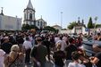 Populares também assistem às cerimónias fúnebres