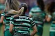 Jogadoras da Seleção durante o aquecimento com o nome de Diogo Jota nas costas