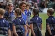 Kate Middleton encontra-se com jovens no torneio de Wimbledon.
