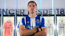 Jan Bednarek assina pelo FC Porto até 2029 por 7,5 milhões de euros