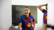 Jogadoras do Barcelona com equipamento do clube antes da competição