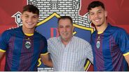 Isaque e João Vitor, filhos de Rivaldo, assinam contrato com o Chaves