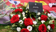 Bruno Fernandes, Dalot e Amorim foram a Anfield prestar homenagem a Diogo Jota e André Silva 