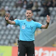 <![CDATA[ Já há árbitro para o Casa Pia-Sporting da 1.ª jornada da Liga Betclic  ]]>