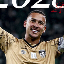 <![CDATA[ Gabriel Batista tem sido um gigante a fechar a baliza do Santa Clara ]]>