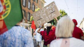 Adeptos homenageiam Diogo Jota antes da estreia da Seleção no Europeu feminino na Suíça