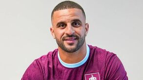Oficial: Kyle Walker deixa o Manchester City e assina pelo Burnley