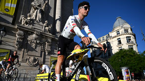 João Almeida sobre a 1.ª etapa do Tour: «Foi um dia com muito stress, mas chegámos sãos e salvos»