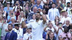 Novak Djokovic nos oitavos de final de Wimbledon