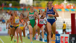 Salomé Afonso destaca-se em Espanha e alcança novo recorde nos 800 metros