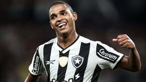 Avançado do Botafogo apontado ao Rio Ave