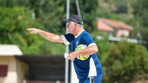 Mário Narciso chama 12 jogadores para a Liga Europeia 