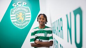 David Almeida assina pelo Sporting e sonha seguir o trajeto de Quenda