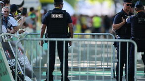 Tour: jovem esfaqueia polícia e acaba baleado