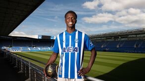 Tomás Mendes chega ao Alverca por empréstimo do Alavés