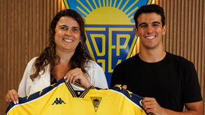 Tiago Parente renova com o Estoril até 2029