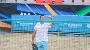 Martim Sousa e Victoria Ribeiro brilham rumo à segunda ronda do Sand Series de Matosinhos