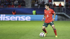 Diogo Nascimento pediu conselhos a Chiquinho antes de rumar ao Olympiacos: «Falou-me muito bem da equipa»