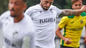Fotografia de jogo-treino revelou inadvertidamente um futuro reforço do P. Ferreira