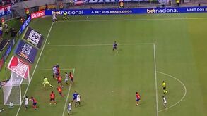 Hulk voltou a ser 'incrível'... agora ao marcar um golo olímpico frente ao Bahia