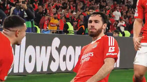 «Obrigado, Orkun!»: o vídeo com que o Benfica se despediu de Kökçü