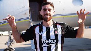 Solskjaer elogia Kökçü e o Besiktas como equipa lendária