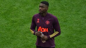 Axel Tuanzebe processa o Manchester United por "negligência clínica"