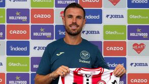 Brentford oficializa Jordan Henderson 