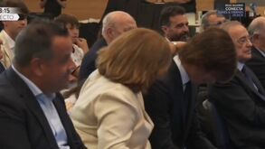 Até a mãe chorou: emoção na apresentação de Carreras no Real Madrid