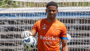 Belenenses rescinde com Artur Barros 