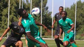 Ac. Viseu e Tondela empatam a um golo em jogo de preparação