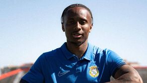 Diarra volta em pleno para a semana