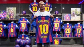 Lamine Yamal é dono da '10' do Barcelona: «Este clube é a minha vida»