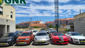 Empresário detido por burlas fica sem um milhão em carros