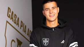 Oficial: Ivan Mandic reforça baliza do Casa Pia
