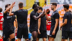 Benfica B empata com Ac. Viseu em jogo de preparação