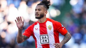 Gyökeres está parado mas Sporting não trava: SAD já negoceia Luis Suárez com o Almería