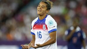 Infantino expressa apoio a Jess Carter após denúncia de insultos racistas: «Serão tomadas medidas»