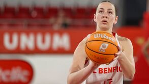 Evelyn Ovner de saída do Benfica