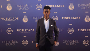 Umaro Candé rescinde com o Caen