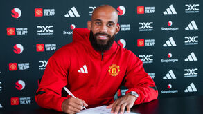 Oficial: Bryan Mbeumo reforça Manchester United de Amorim