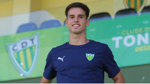 Cascavel renova com o Tondela até 2027