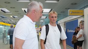 Froholdt já está na Áustria e foi recebido por Jorge Costa no aeroporto