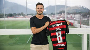 Saúl Ñíguez deixa At. Madrid e assina pelo Flamengo