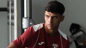 Santa Clara assegura Rodrigo Mendes