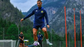 Cristiano Ronaldo treina com o Al Nassr na Áustria