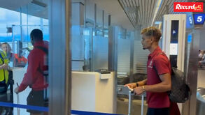 Gonçalo Borges apanhado por Record no aeroporto de Salzburgo após defrontar adversário do Benfica na Champions