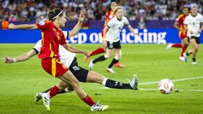Espanha e Inglaterra decidem título europeu este domingo em Basileia